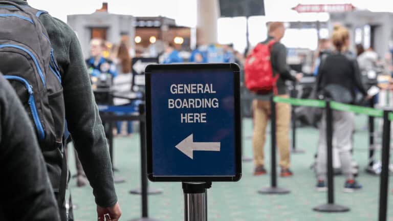 La TSA encuentra una pistola cargada en equipaje de mano de un pasajero en Aeropuerto de Memphis