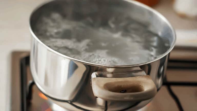 MLGW le recuerda que debe hervir el agua. También informan que NO están haciendo cortes del servicio