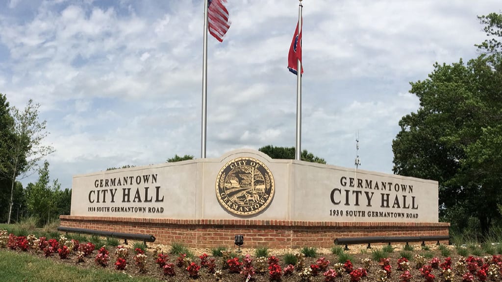 El Ayuntamiento de Germantown vuelve a abrir al público Memphis Noticias