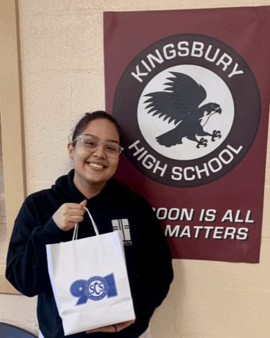 Shelby County Schools celebra a los mejores estudiantes del 2021 Mariela Sosa Kingsbury High School