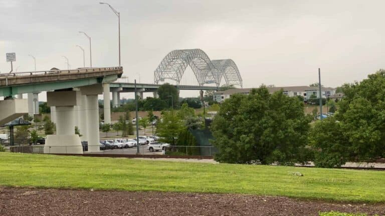 Funcionario del condado de Crittenden dice que el puente I-40 comenzará a reabrirse el domingo por la noche at Memphis Noticias | 10 Funcionario del condado de Crittenden dice que el puente I-40 comenzará a reabrirse el domingo por la noche