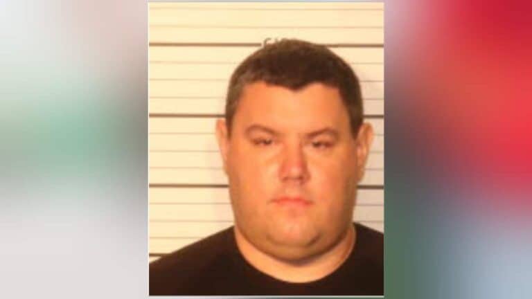 Empleado del Departamento de Bomberos de Memphis acusado de explotación sexual de un menor