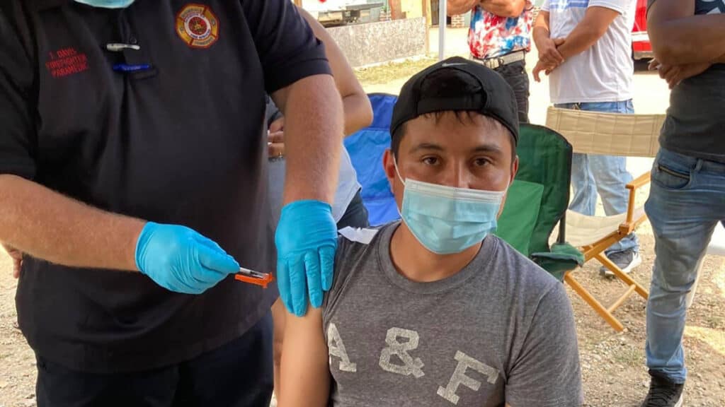 Un compromiso más profundo lleva a un aumento de vacunación contra el COVID entre latinos | by rodrigodominguez