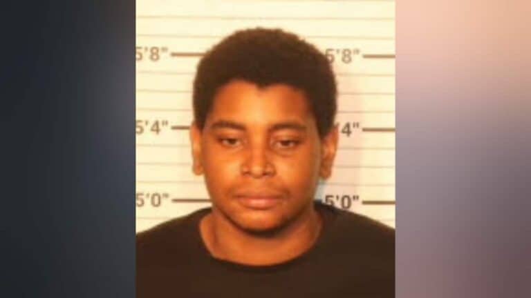 Hombre en estado de ebriedad entra a la fuerza a apartamento en Memphis y es apuñalado en múltiples ocasiones
