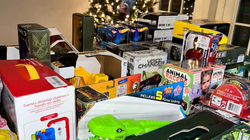 Días de Navidad de Memphis Noticias: Un esfuerzo comunitario para nuestros niños en 2021 at Memphis Noticias | 1 Días de Navidad de Memphis Noticias: Un esfuerzo comunitario para nuestros niños en 2021 Di%CC%81as de navidad