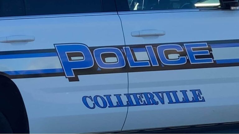Conductor embiste a 2 patrullas de la policía de Collierville