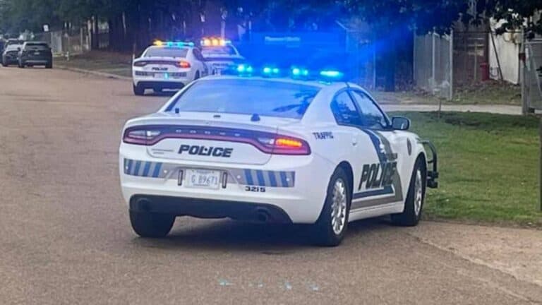 Dos sospechosos detenidos tras intenso tiroteo con la policía en Southaven