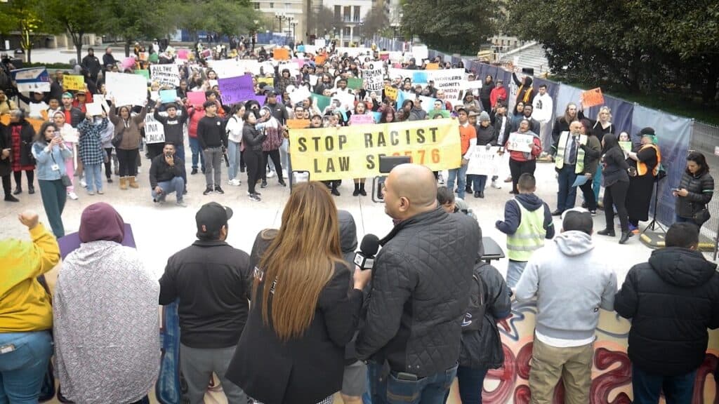 Protesta en Nashville: Comunidad inmigrante desafía propuesta de ley polémica | by rodrigodominguez