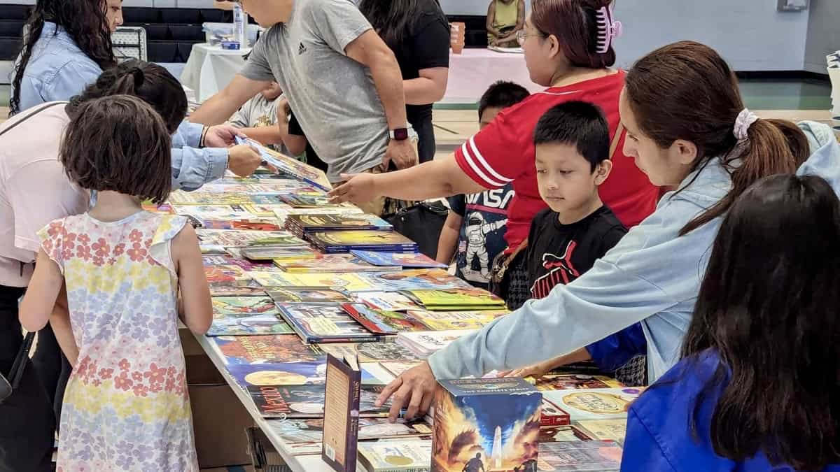 “Desayuno con Libros” celebra siete años de servicio comunitario en Memphis