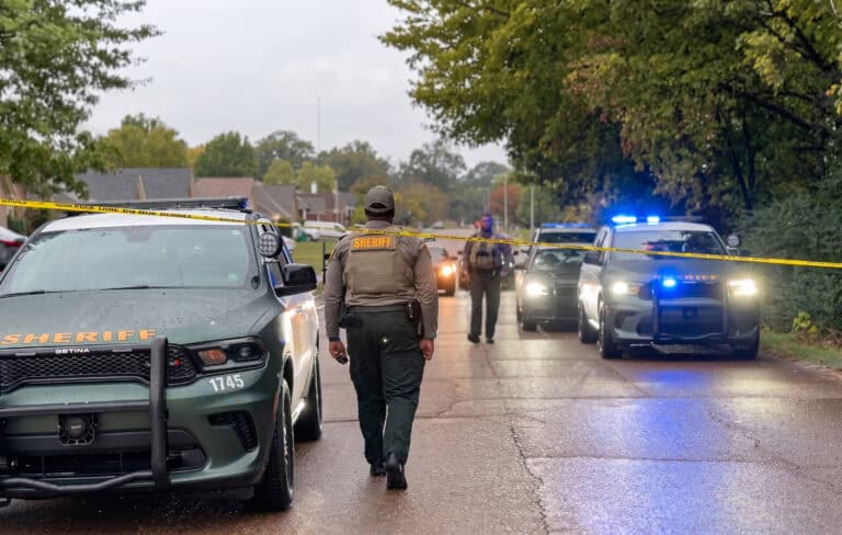 Autoridades investigan homicidio domestico en Cordova at Memphis Noticias | 12 Autoridades investigan homicidio domestico en Cordova