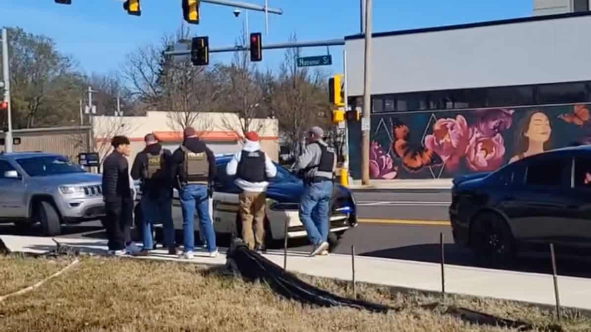 ICE alcanza cifra récord de detenciones durante julio; casi 50,000 personas fueron arrestadas