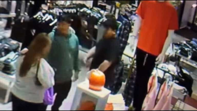 Video expone los segundos previos al fatal tiroteo en Wolfchase Galleria