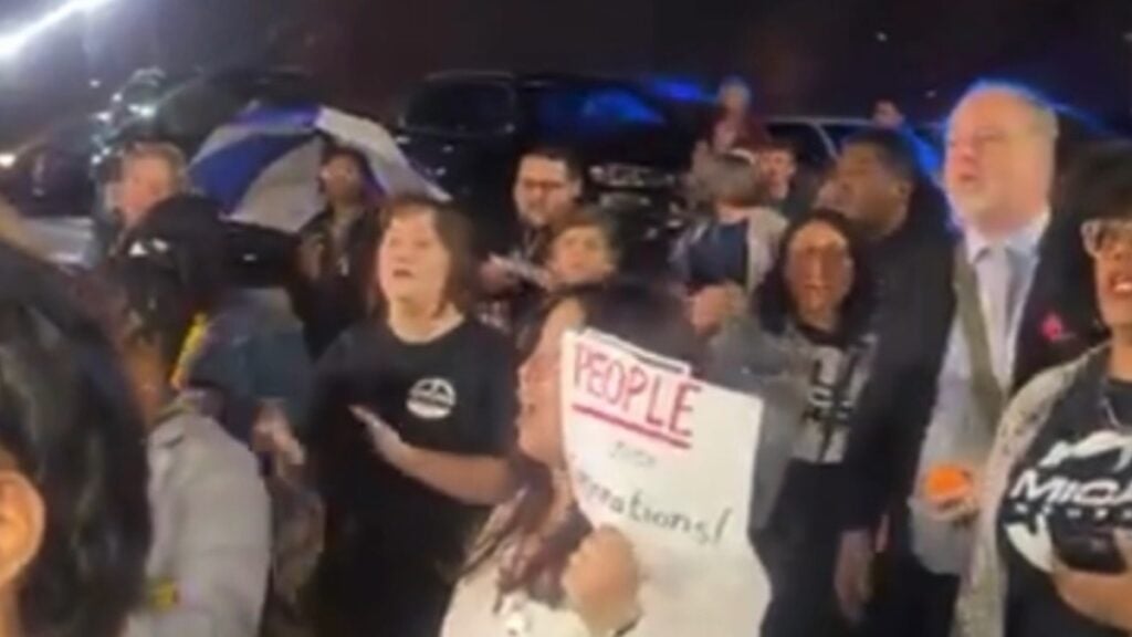 Promesas desde el podio, exigencias desde la calle: Memphis escucha a su alcalde… y a su gente | Noticia by rodrigodominguez