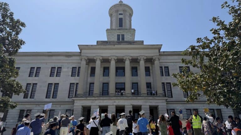 Cinco leyes aprobadas en Tennessee durante 2026 enfrentan desafíos legales en los tribunales at Memphis Noticias | 11 Cinco leyes aprobadas en Tennessee durante 2026 enfrentan desafíos legales en los tribunales