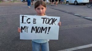 Memphis Noticias | ICE SE LLEVO A MI MAMA | Memphis Noticias Memphis Noticias | by Memphis Noticias