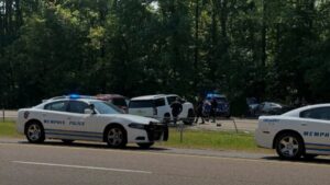 Memphis Noticias | Persecucion policial termina en choque de tres vehiculos en la I 40 | Memphis Noticias Memphis Noticias | by Memphis Noticias