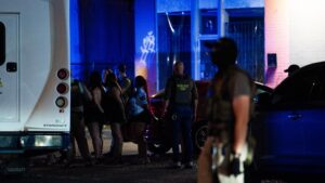 Memphis Noticias | operativo ice el corralon fila detenidos hsi memphis 30ago2026 | Memphis Noticias Memphis Noticias | by Memphis Noticias