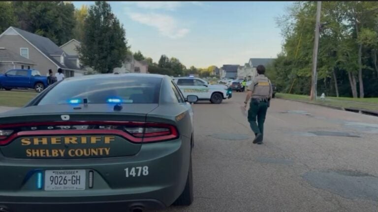 Adolescente resulta herido de bala en una vivienda del condado de shelby