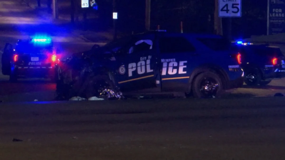 Cinco muertos y tres heridos tras choque con vehículo policial en memphis