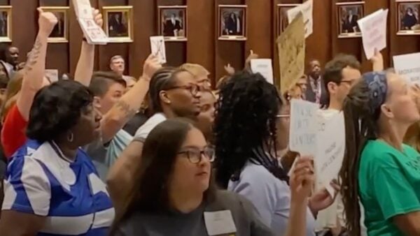 Memphis deja en pausa la moratoria para nuevos centros de datos y crece la presión de la comunidad