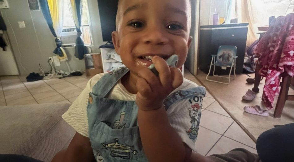 Familia exige justicia tras muerte de niño de un año durante intervención policial en Mississippi