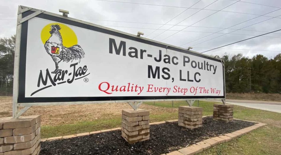 Trabajador de Mississippi muere en fabrica de pollos-1