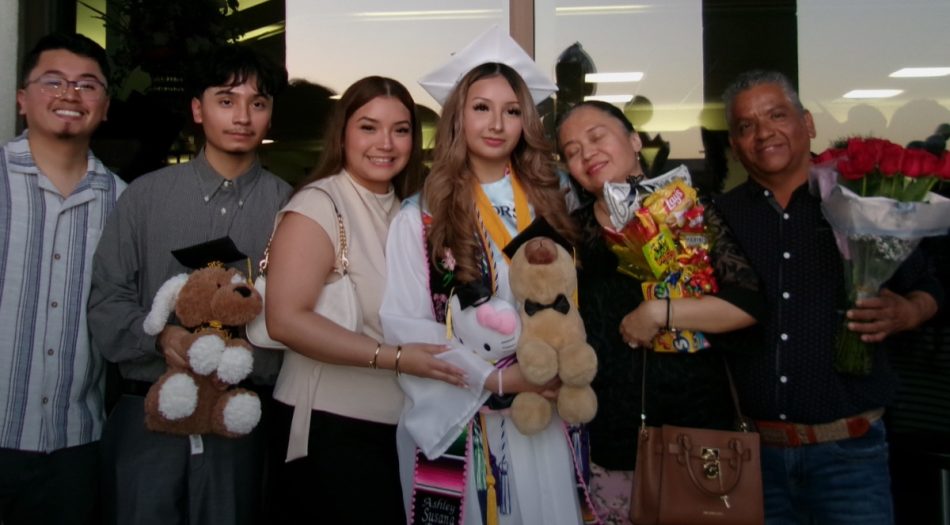 ashley-perez-graduacion-freedom-prep-2026